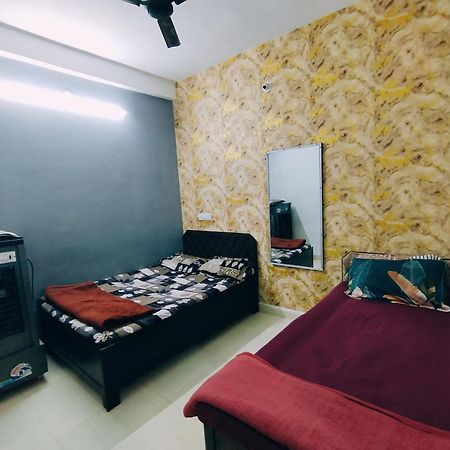 Kalpeshwar Homestay 乌贾因 客房 照片