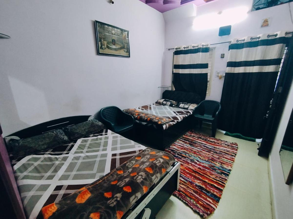 Kalpeshwar Homestay 乌贾因 外观 照片