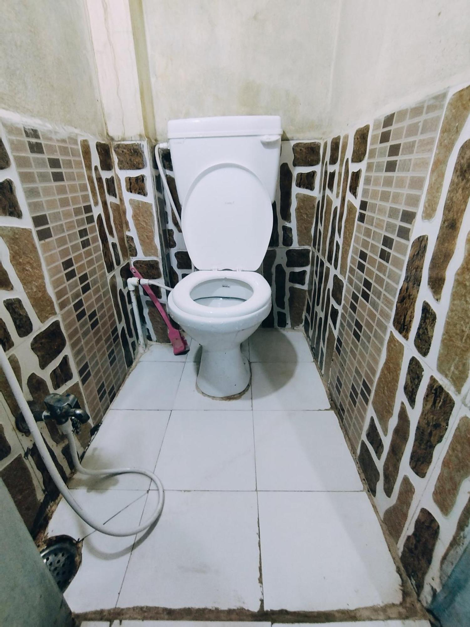 Kalpeshwar Homestay 乌贾因 外观 照片