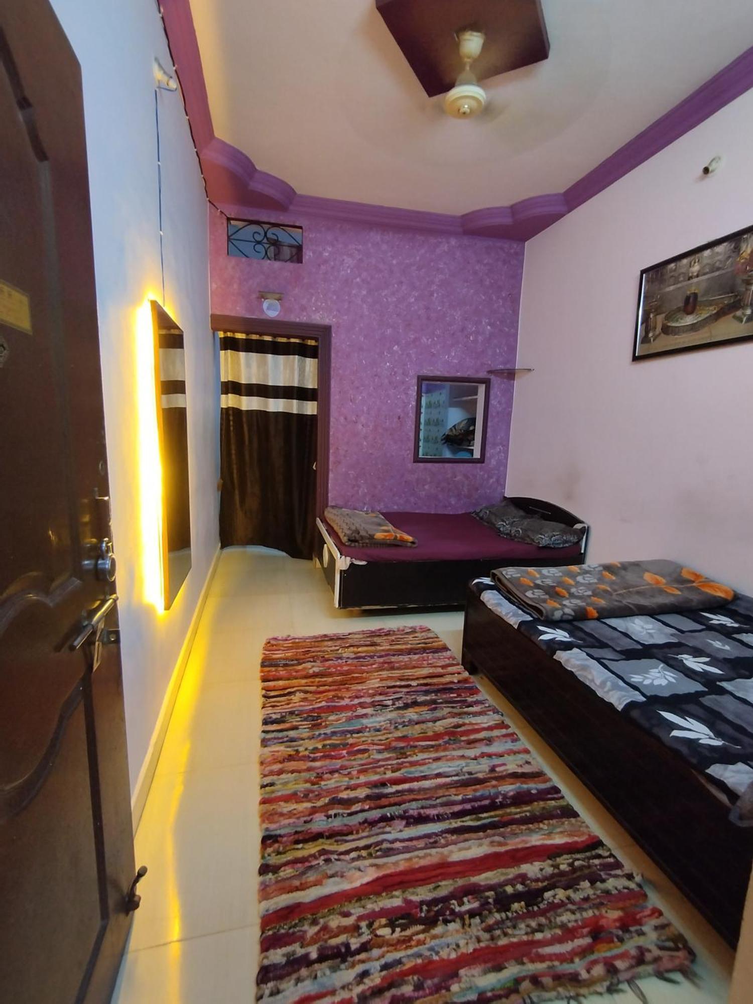 Kalpeshwar Homestay 乌贾因 外观 照片