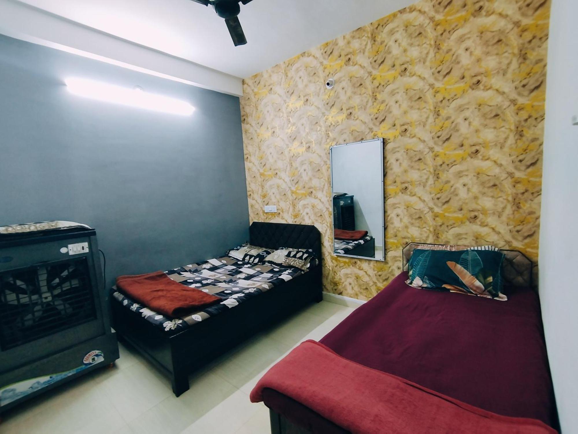 Kalpeshwar Homestay 乌贾因 客房 照片